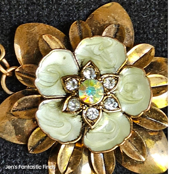 Vintage Enamel and Rhinestone Metal Floral Adjustable Necklace 18"-20" - Picture 6 of 9